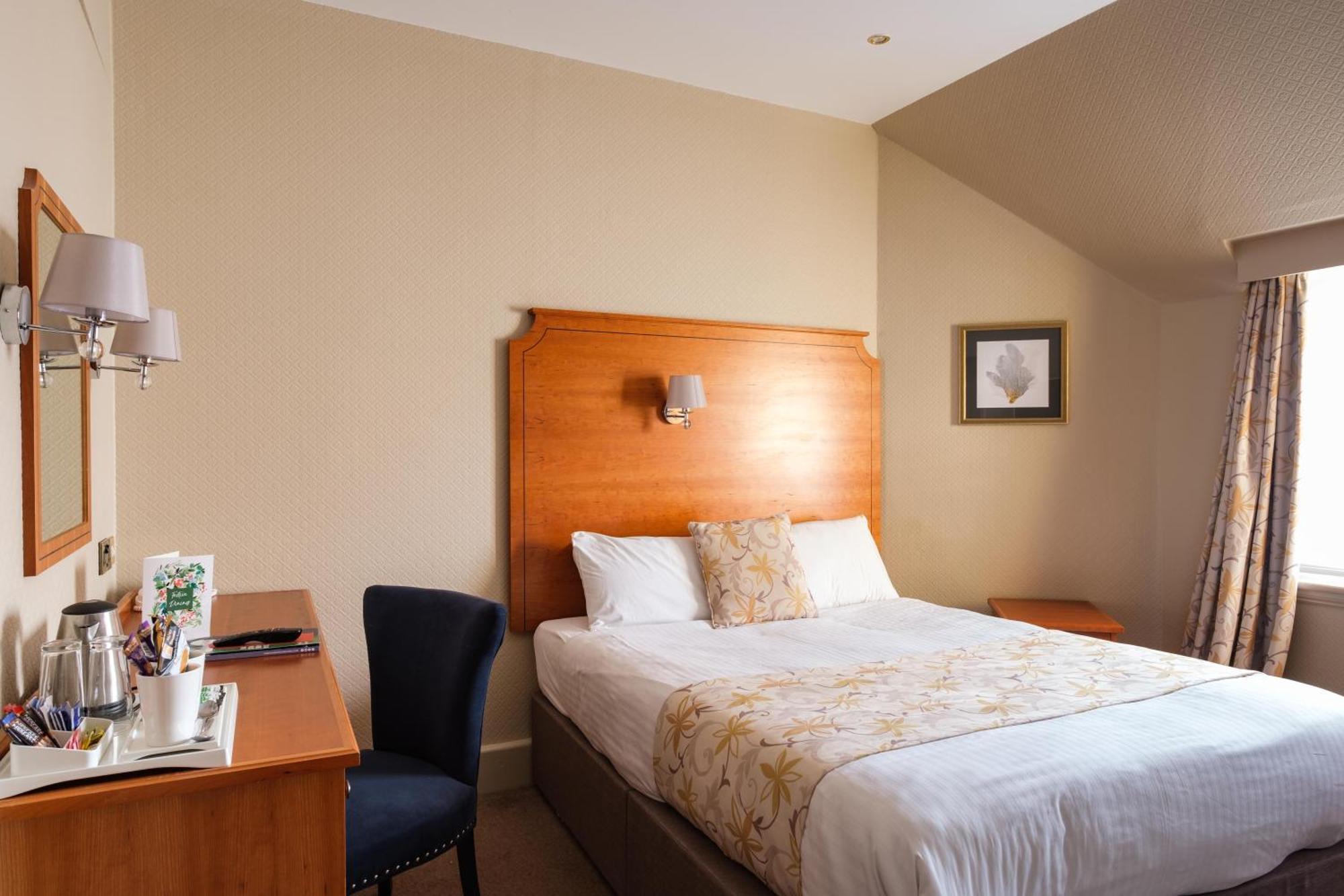 Moor Hall Hotel & Spa Саттон-Колдфилд Номер фото